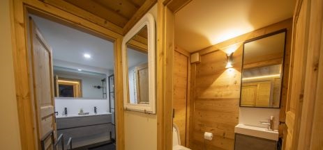 Salle de douche Commune + WC Separer